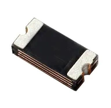 1206L050/15YR Polymere PTC-Wiederaufsetzbare Sicherung mit 15V 500 mA Ih 1206 Konkave